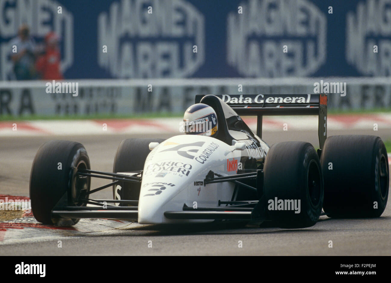 Jonathan Palmer nel suo Tyrrell Cosworth 1987 Foto Stock