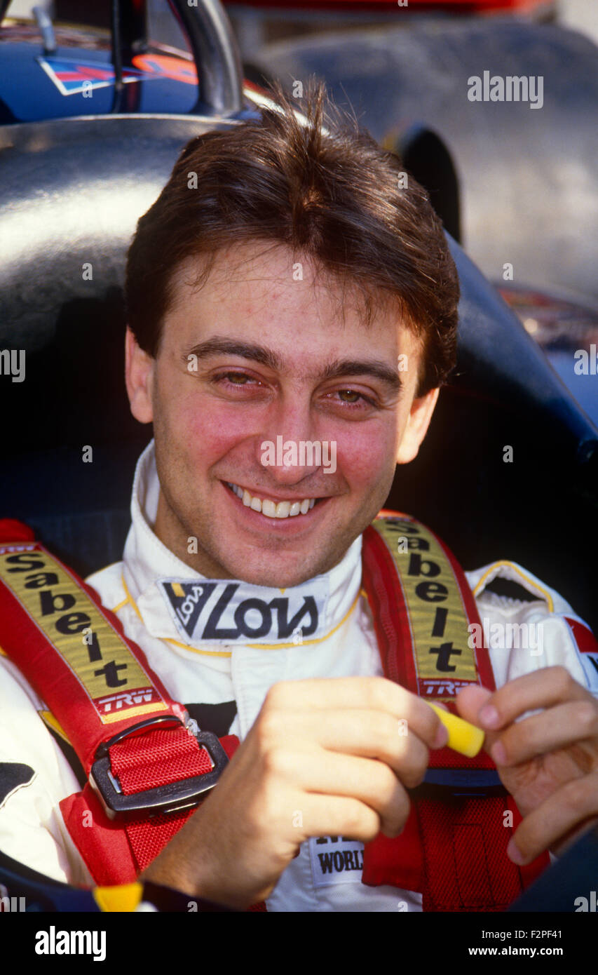 Adrian Campos nell'abitacolo della sua Minardi 1987 Foto Stock