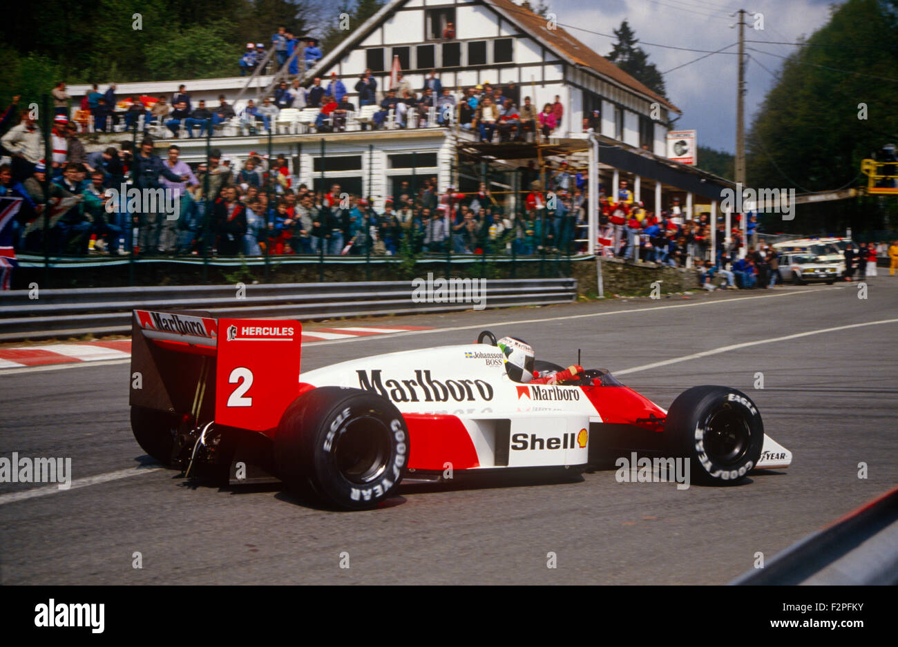 Stefan Johansson nella sua McLaren al GP del Belgio a Spa 1987 Foto Stock