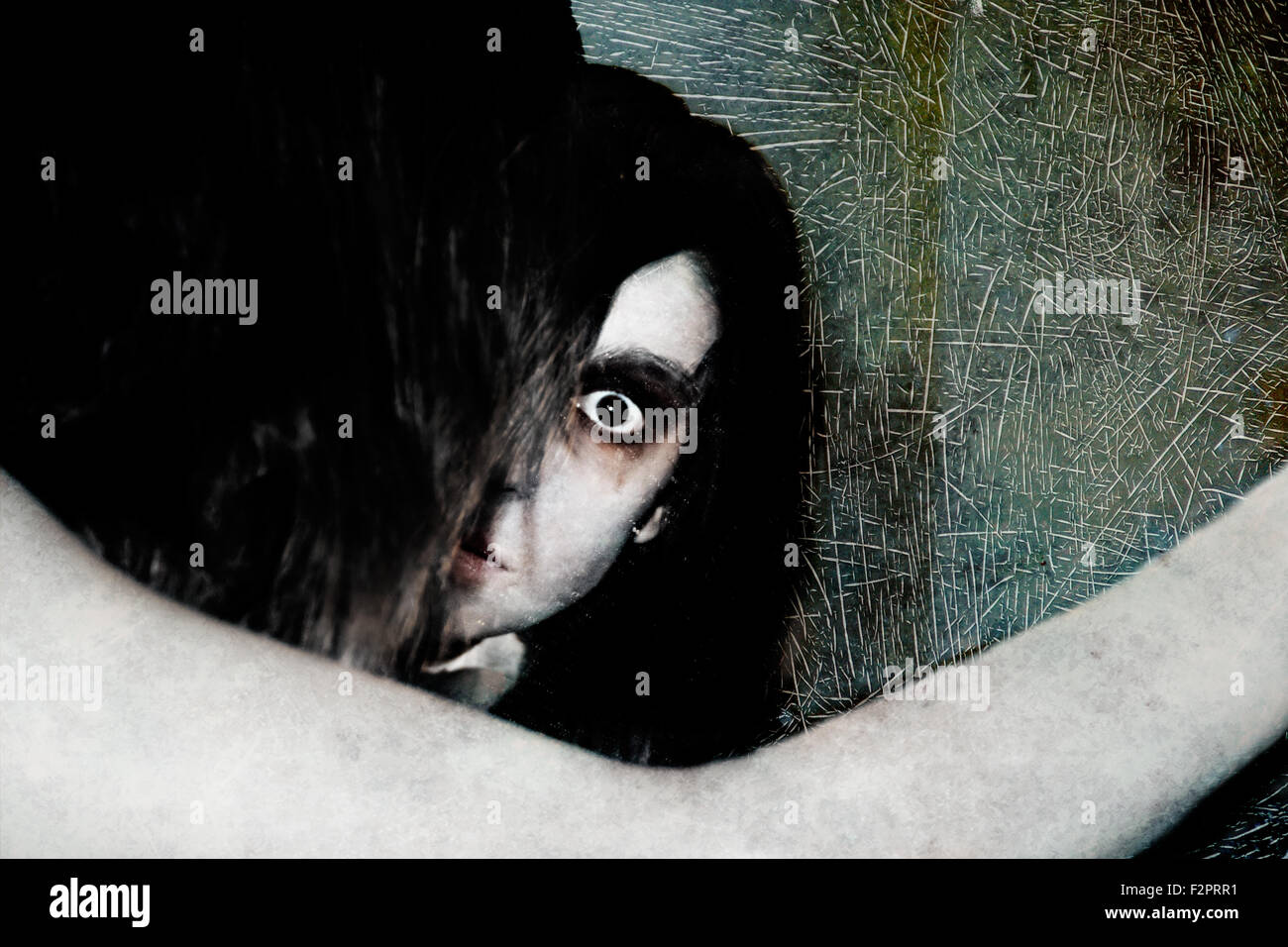 Un Yurei o Onryo - un fantasma vendicativo, come spesso si vede in horror giapponese. Foto Stock