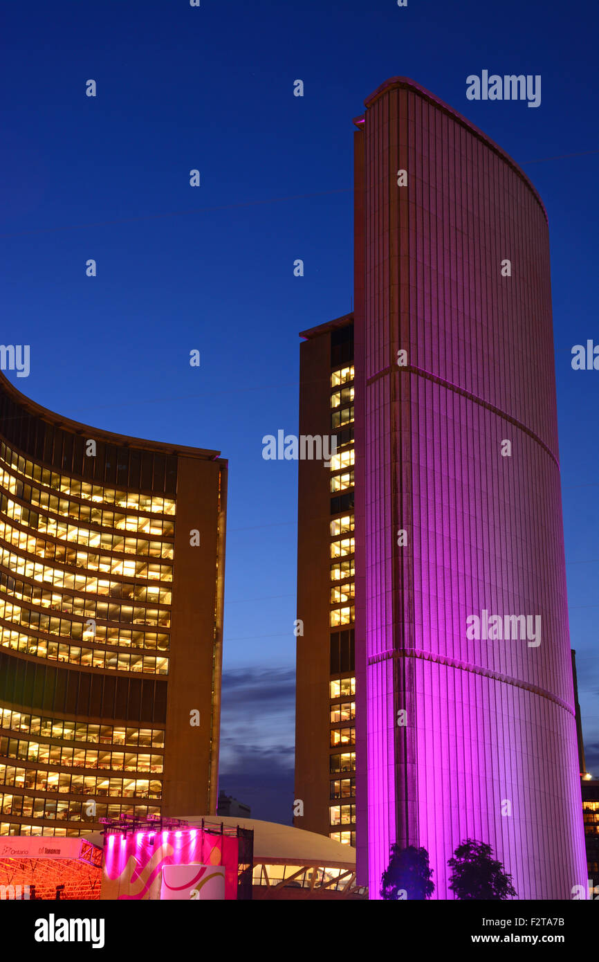 Toronto municipio colori notte.. Foto Stock