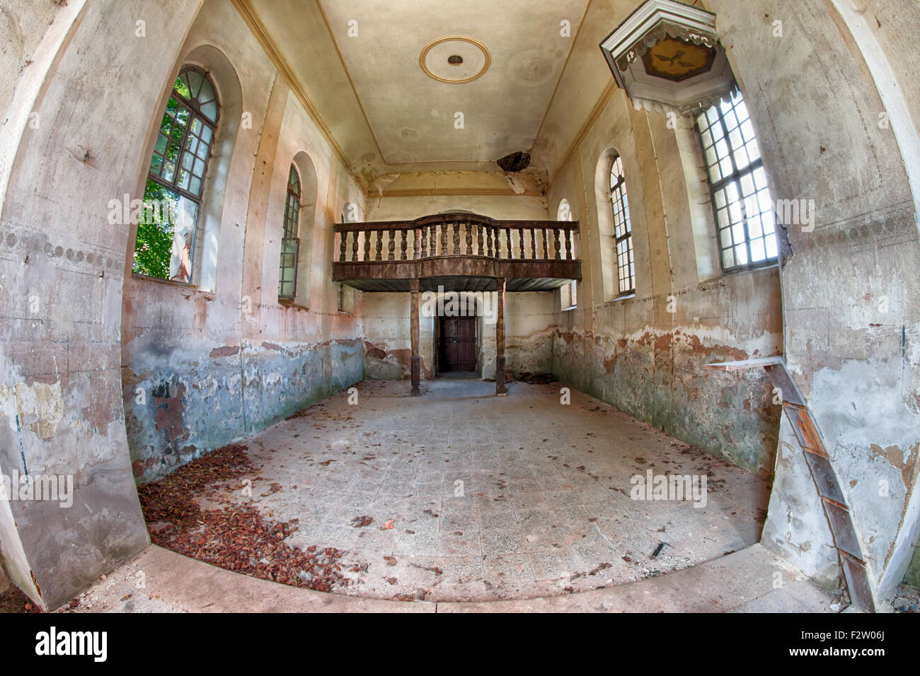 Chiesa dell Esaltazione della Santa Croce costruito nel 1852, Vrbice village, Repubblica Ceca Foto Stock