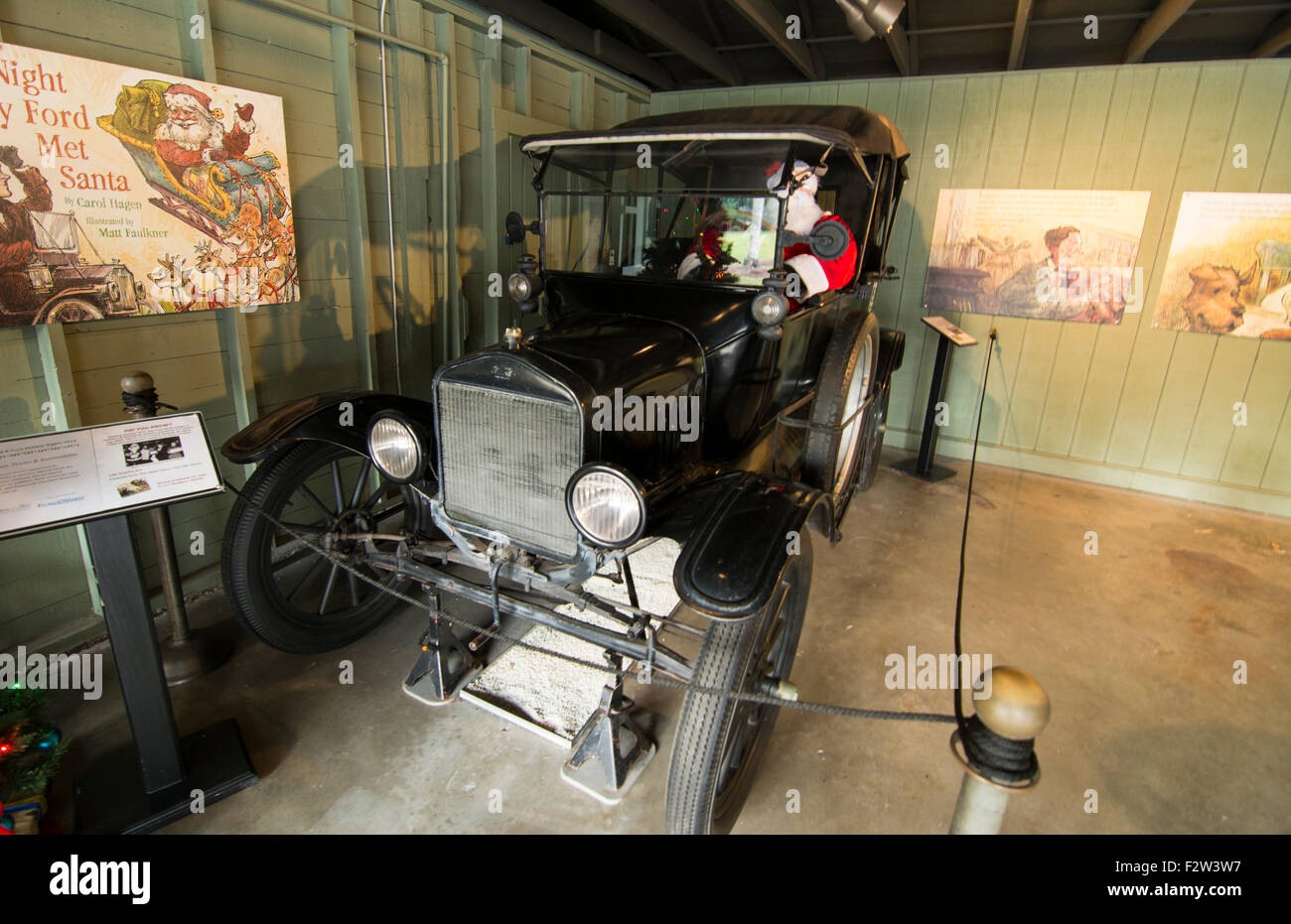 Henry Ford e Ford home e museo in ft myers Florida Santa con 1919 Modello T Ford Foto Stock