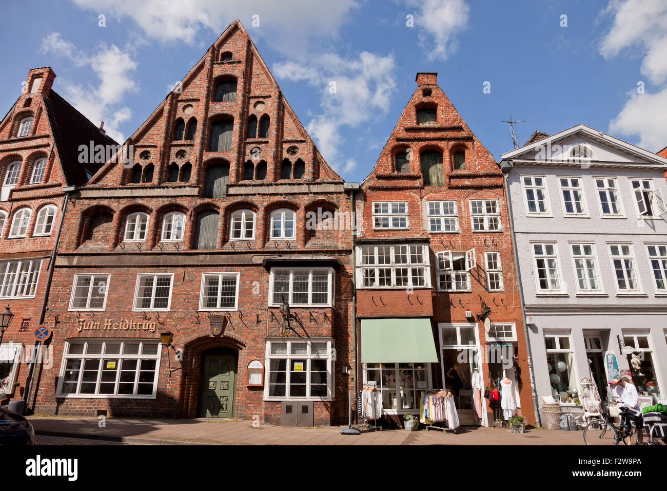 Case a capanna in centro storico, città anseatica di Lüneburg, Bassa Sassonia, Germania, Europa Foto Stock