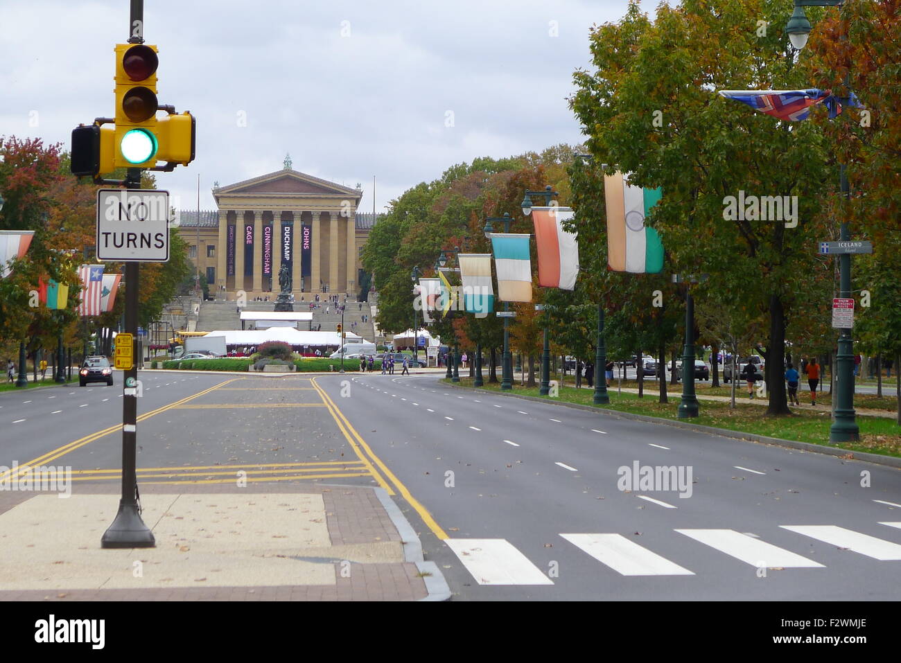 Benjamin Franklin Parkway e Philadelphia Museum of Art , autunno Foto Stock
