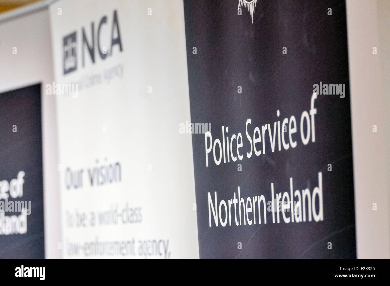 Belfast, Irlanda del Nord. 24 set 2015 - PSNI e segni di NCA Credit: stephen Barnes/Alamy Live News Foto Stock