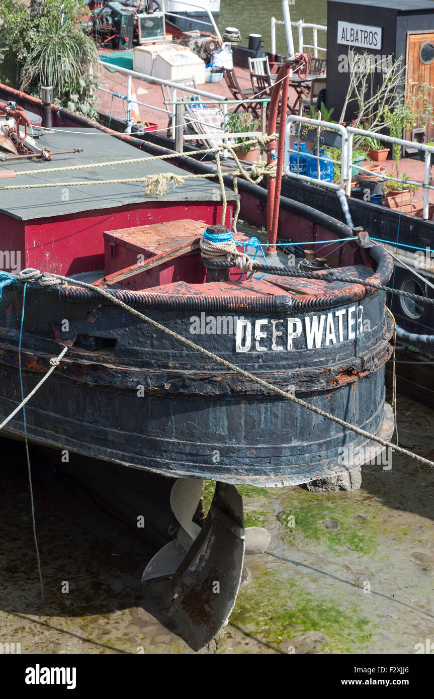 Boat House in fasi di Victoria Quay, High Street, Brentford, Borough di Hounslow Greater London, England, Regno Unito Foto Stock