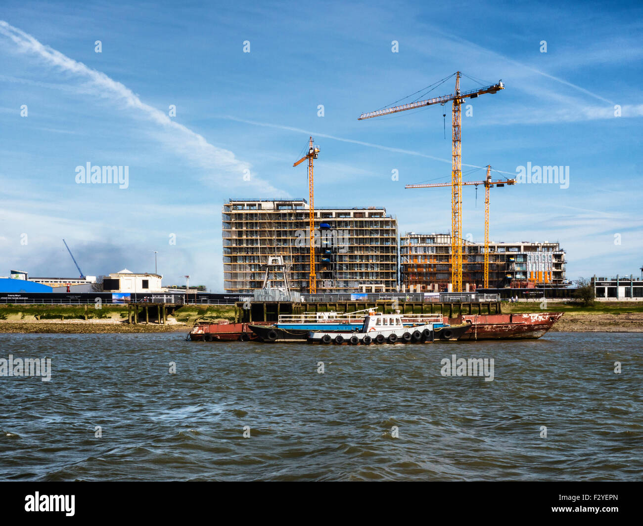 Enderby Wharf, nuovo sviluppo sul Tamigi avrà Londra la prima crociera internazionale terminale della camicia, Greenwich, Londra Foto Stock