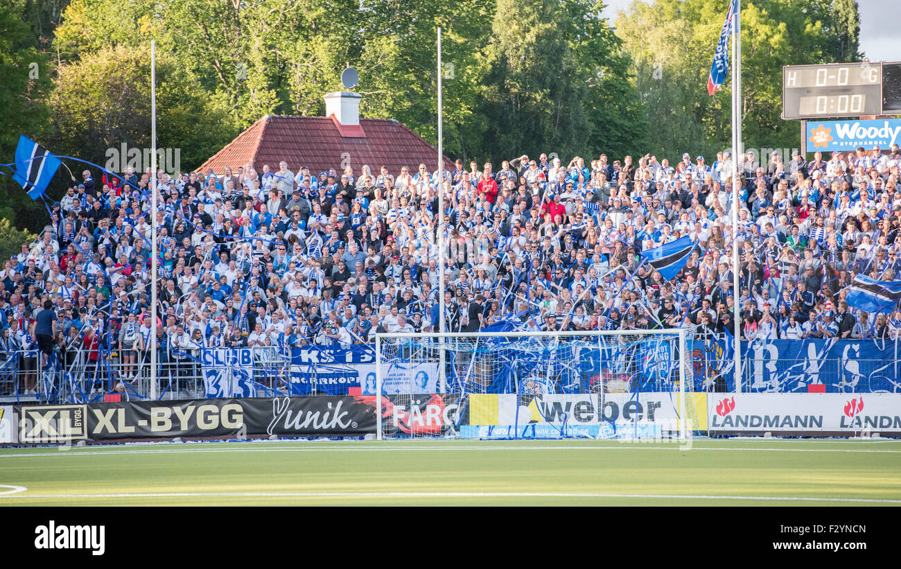 IFK Norrköping sostenitori Fanz di Pechino a derby fuori gioco contro Åtvidabergs FF Foto Stock