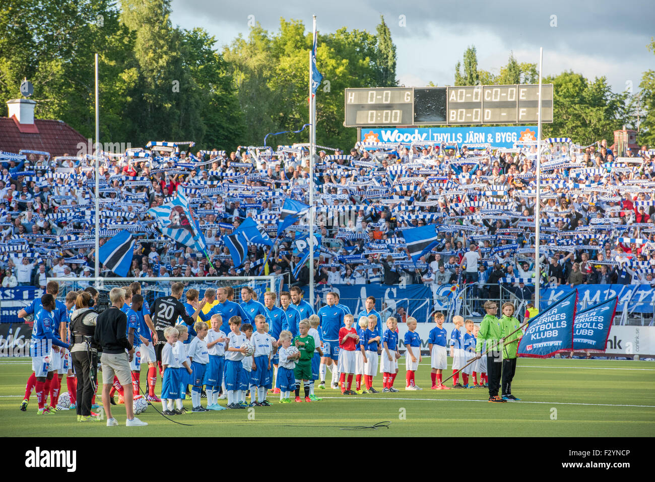 IFK Norrköping sostenitori Fanz di Pechino a derby fuori gioco contro Åtvidabergs FF Foto Stock