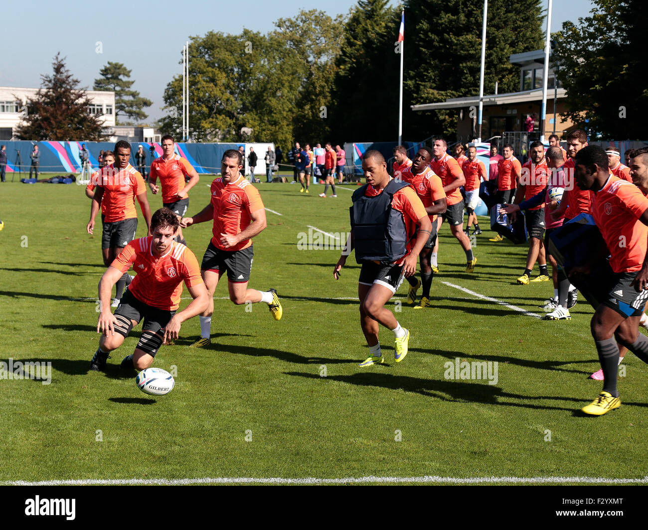 Croydon, Surrey, Regno Unito. 26 Sep, 2015. Francese di Coppa del Mondo di Rugby in formazione presso la scuola della Trinità Croydon Surrey in Inghilterra 26.09.2015 Credito: theodore liasi/Alamy Live News Foto Stock