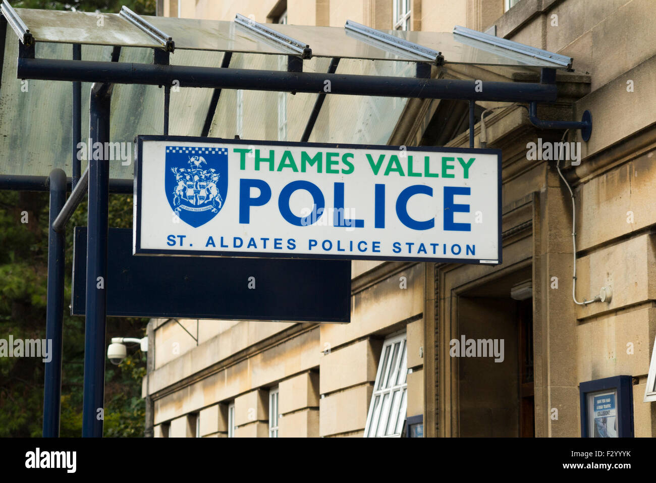 La Thames Valley Police Station sign / segni in Oxford. Regno Unito Foto Stock