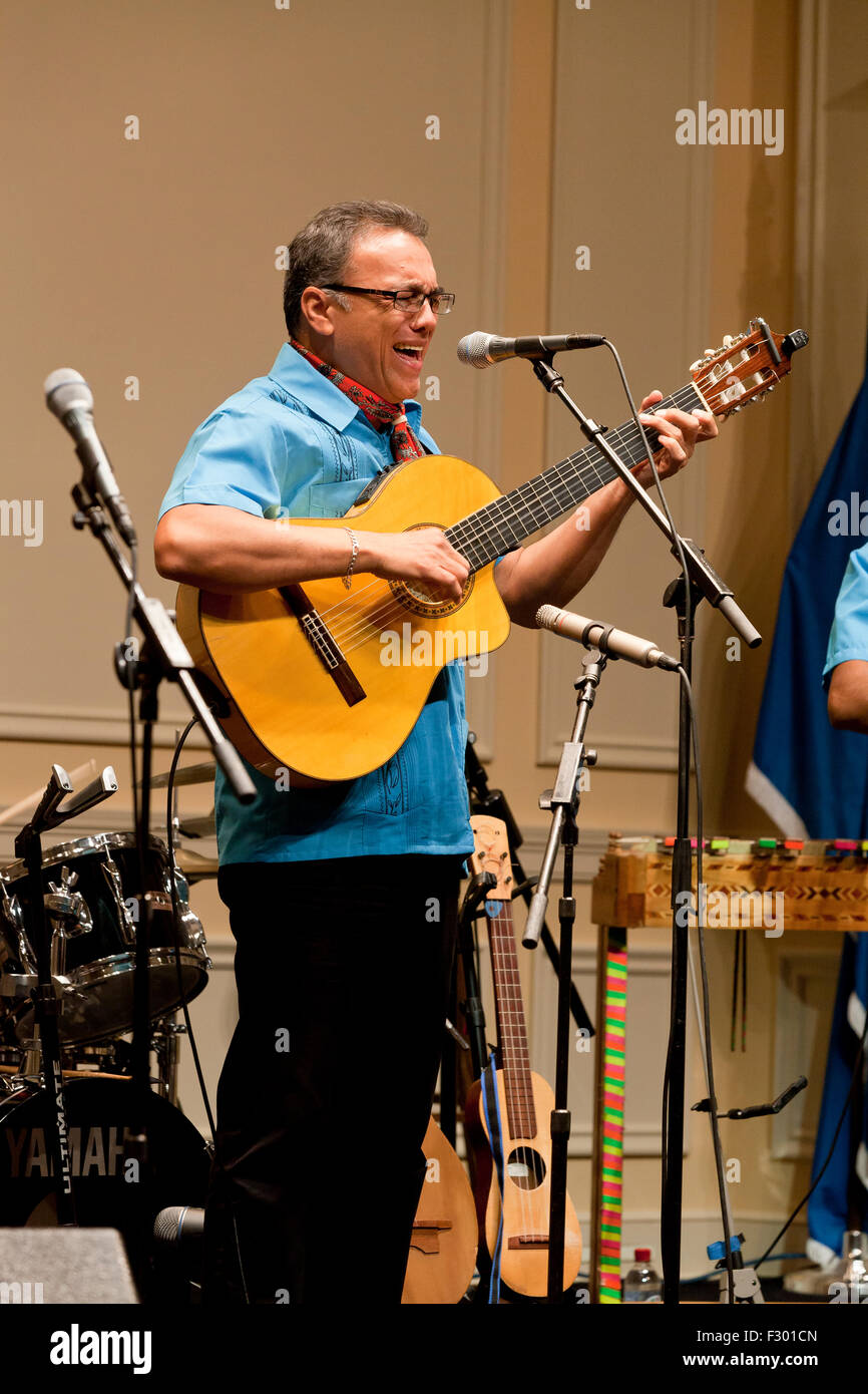 La chitarra classica player sul palco - USA Foto Stock