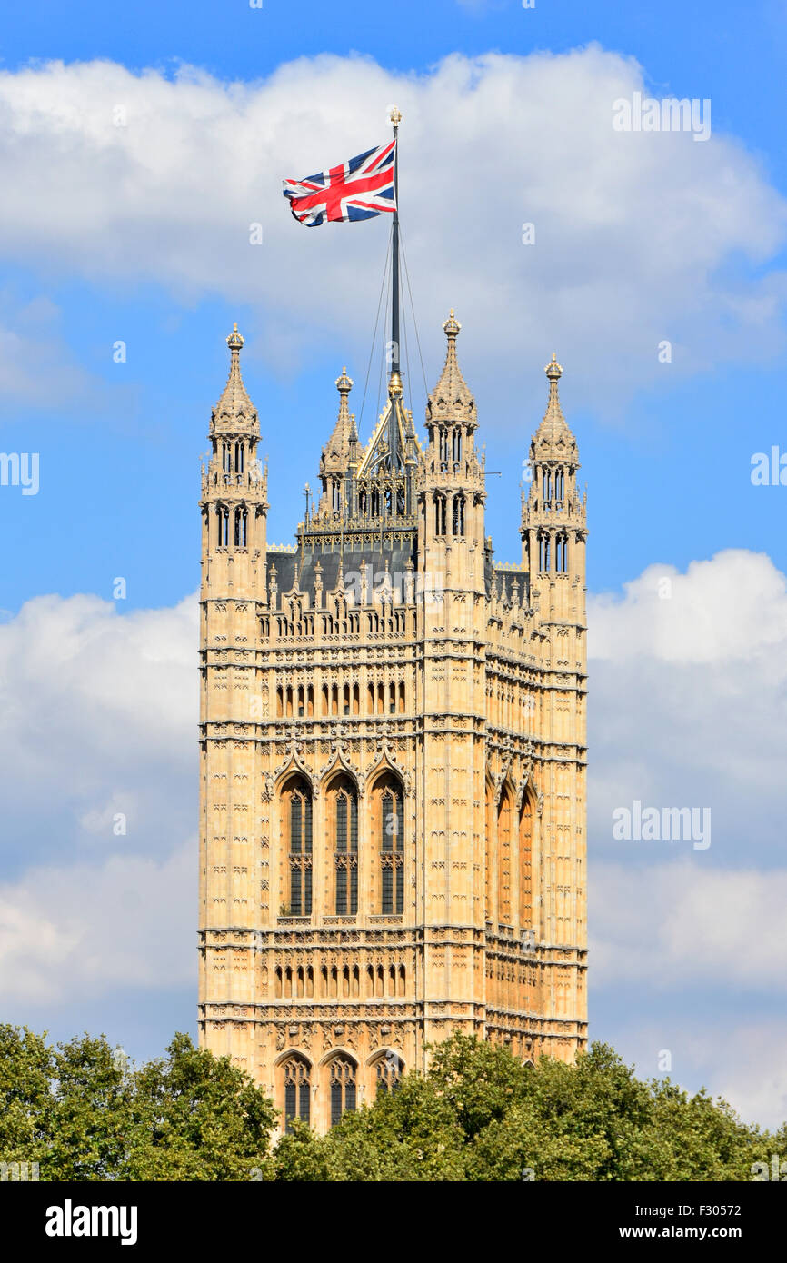 Palazzo di Westminster Victoria Tower presso House of Lords End storico edificio storico che fornisce lo stoccaggio per gli archivi parlamentari Londra Inghilterra UK Foto Stock