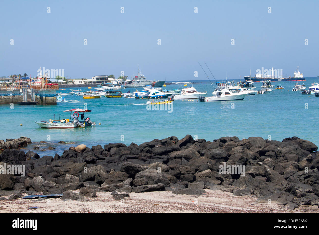 Porto di Puerto Baquerizo Moreno, San Cristobal Island, Isole Galapagos Foto Stock