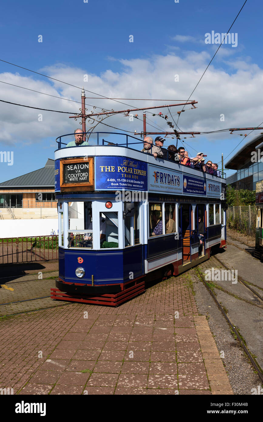 Tram elettrico n. 9 Seaton tramvia Seaton East Devon Regno Unito Foto Stock