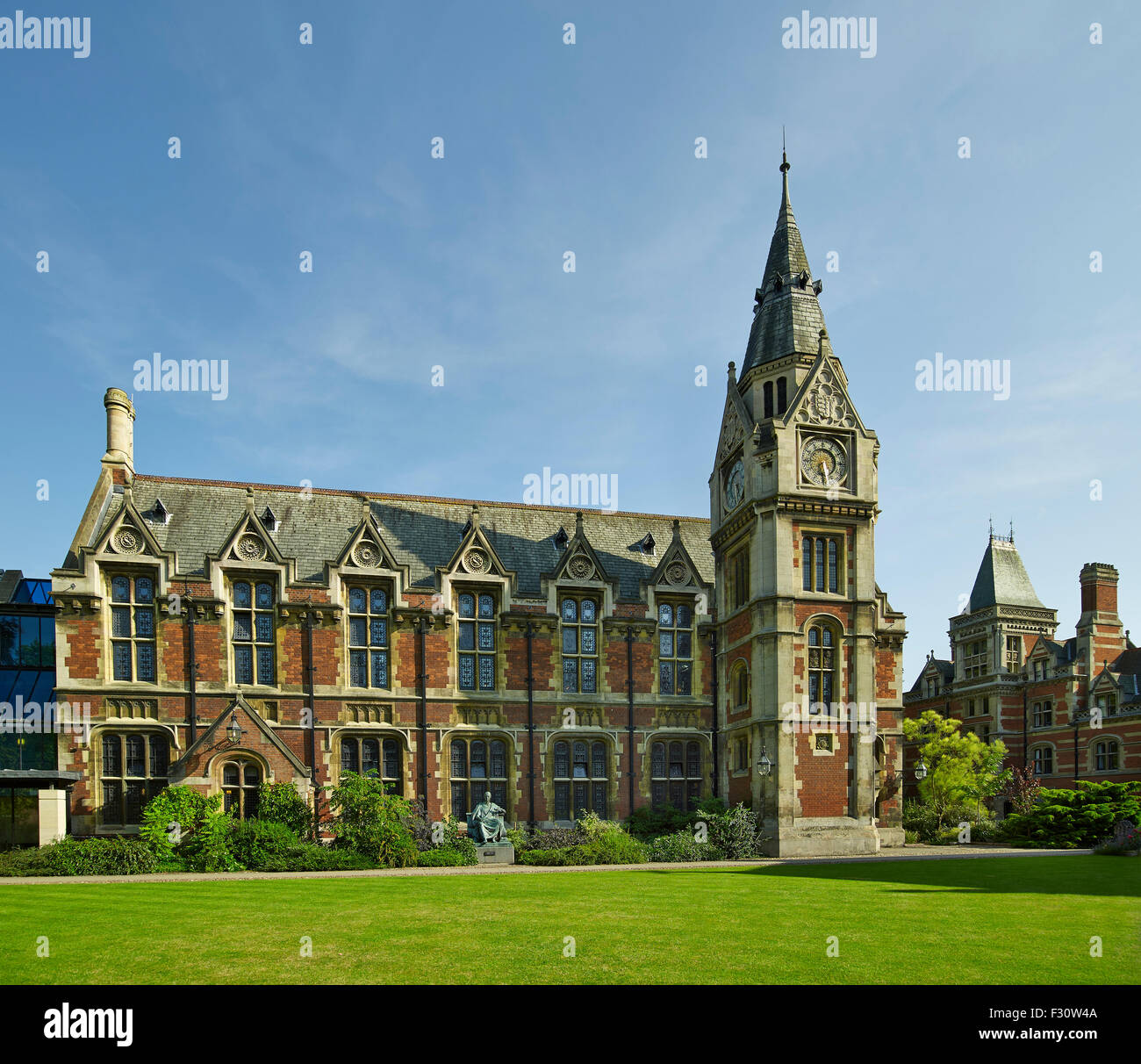 Cambridge, Pembroke College, Biblioteca di Alfred Waterhouse 1877-78, esterno. Foto Stock