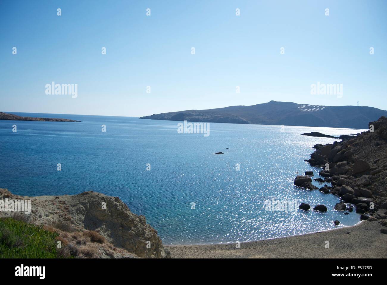 Spiaggia di isola di Mykonos Grecia azzurro acqua di mare Foto Stock
