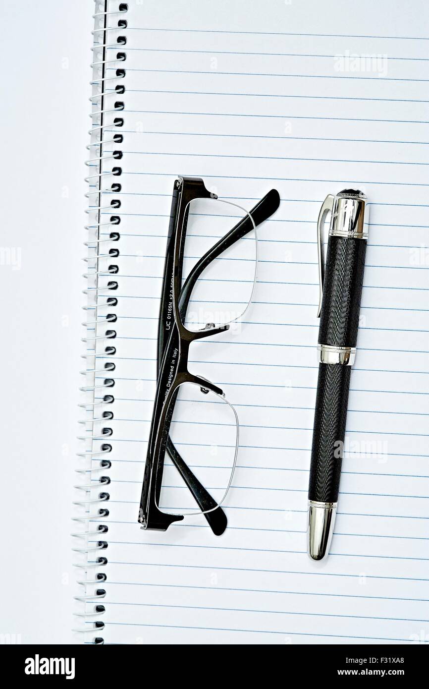 Rilegato a spirale Executive per notebook Mont blanc penna Foto Stock