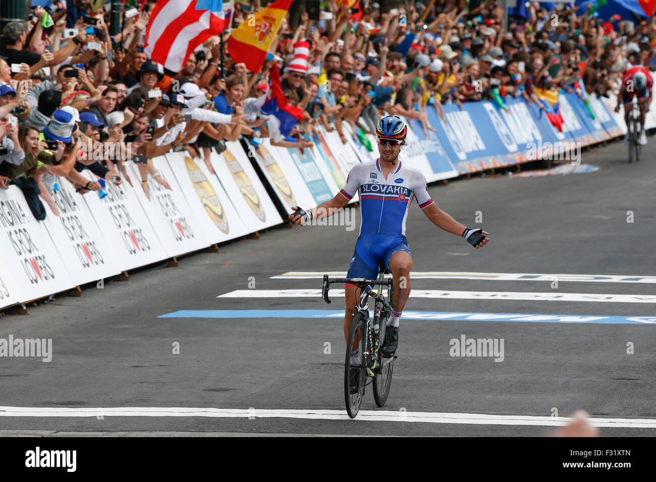 Ciclista slovacco Peter sagan vince il 2015 uci elite mondiale di ciclismo su strada i campionati di Richmond, Virginia. Foto Stock