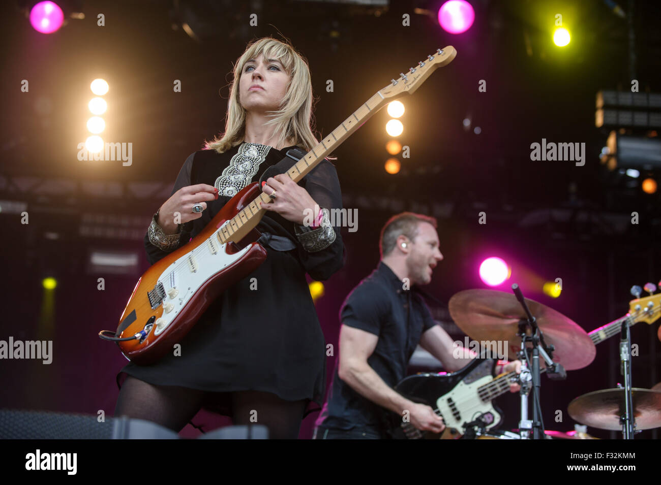 Washington D.C, STATI UNITI D'AMERICA. Il 27 settembre, 2015. RITZY BRYAN e RHYDIAN DAFYDD della gioia formidabile eseguire durante il giorno due del 2015 Landmark Music Festival in Washington, DC Credito: Kyle Gustafson/ZUMA filo/Alamy Live News Foto Stock