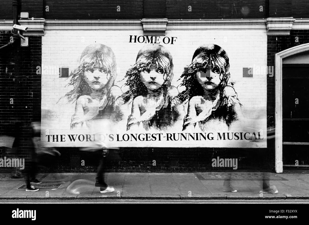 Pubblicità murale il musical "Les Miserables' di Londra Foto Stock