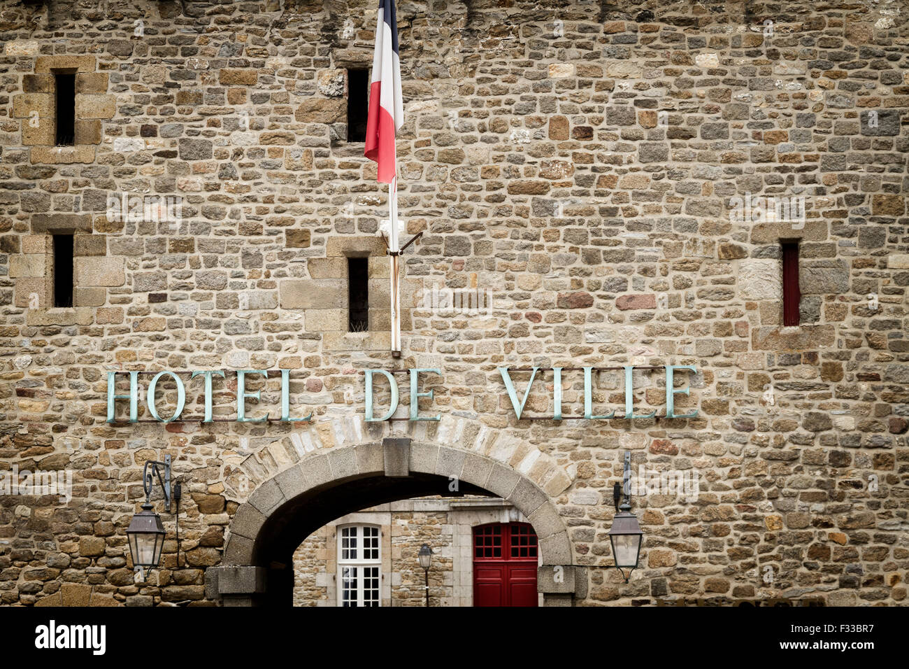 Il Municipio (Hotel de Ville), Saint Malo, Brittany, Francia. Foto Stock