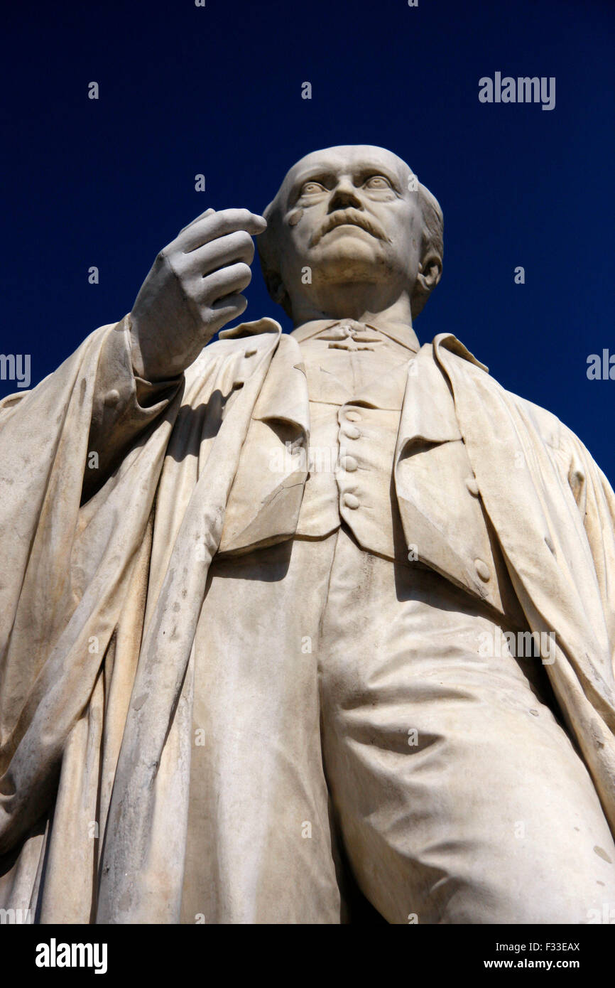 Hermann von Helmholtz-Statue, Humboldt Universitaet, Unter den Linden, Berlin-Mitte. Foto Stock