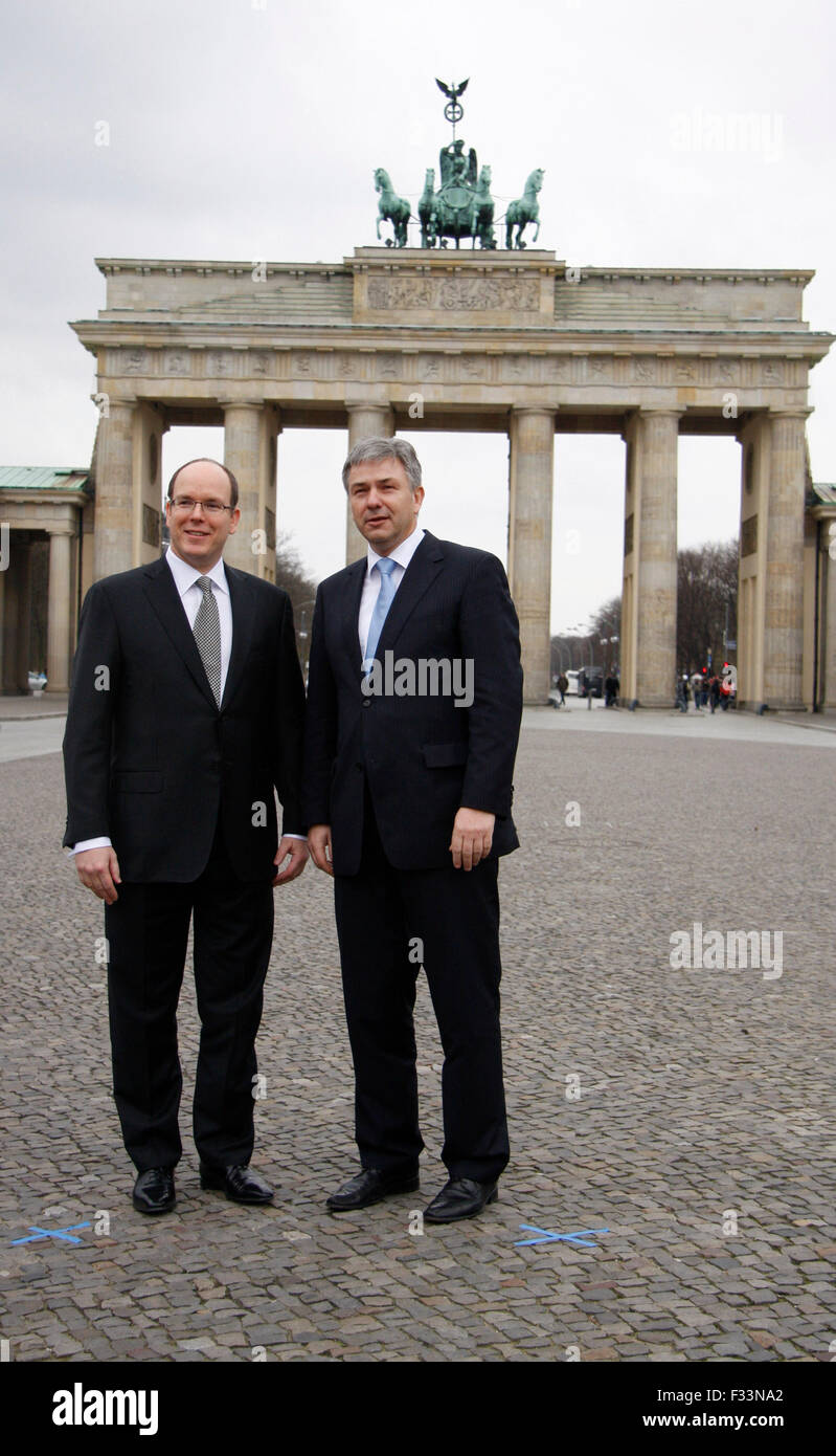 Fuerst Alberto II. von Monaco, Klaus Wowereit - Brandenburger Tor, Pariser Platz, Berlin-Mitte. Foto Stock