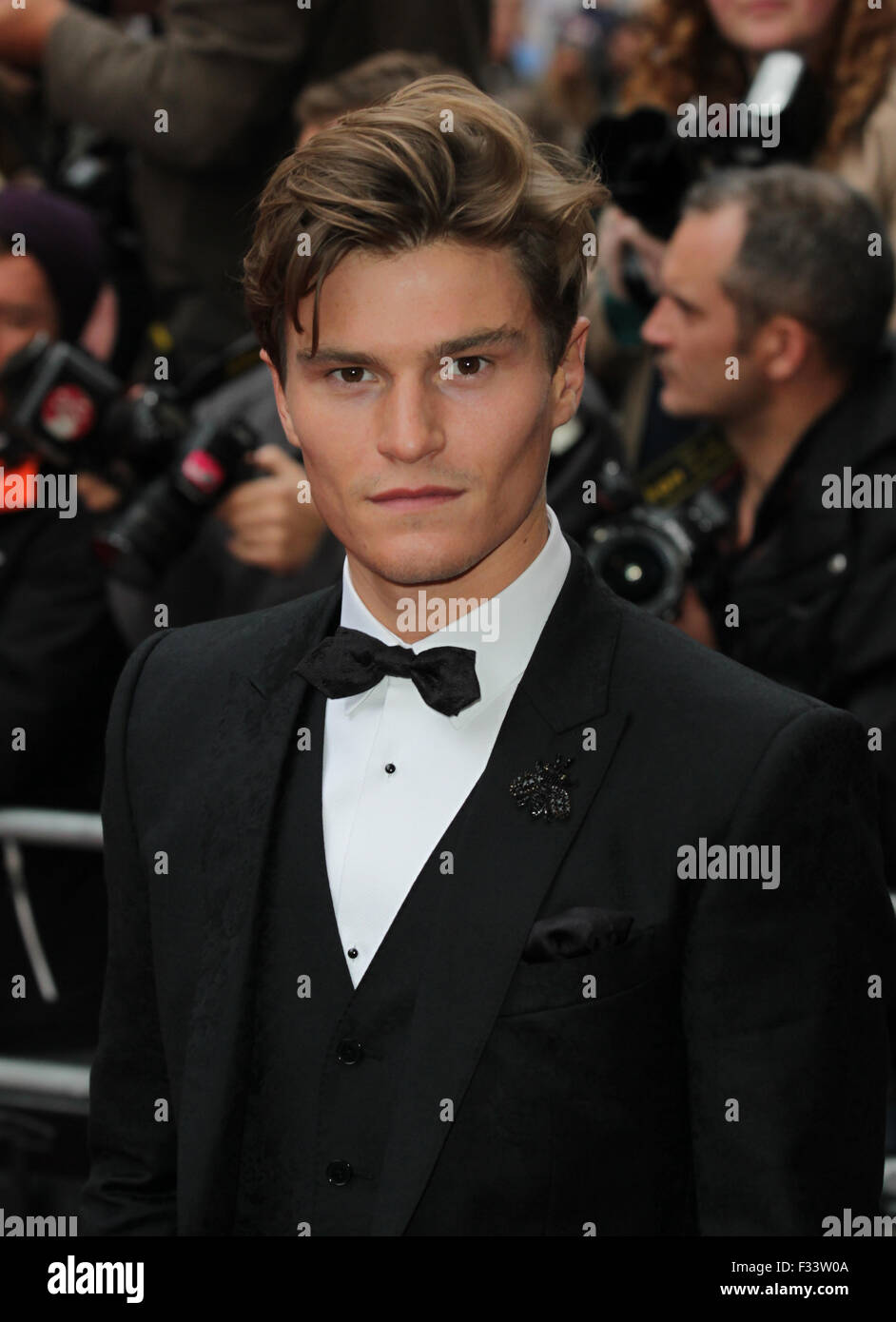 Londra, UK, 8 Settembre 2015: Oliver Cheshire assiste la GQ Men of the Year Awards a Londra Foto Stock