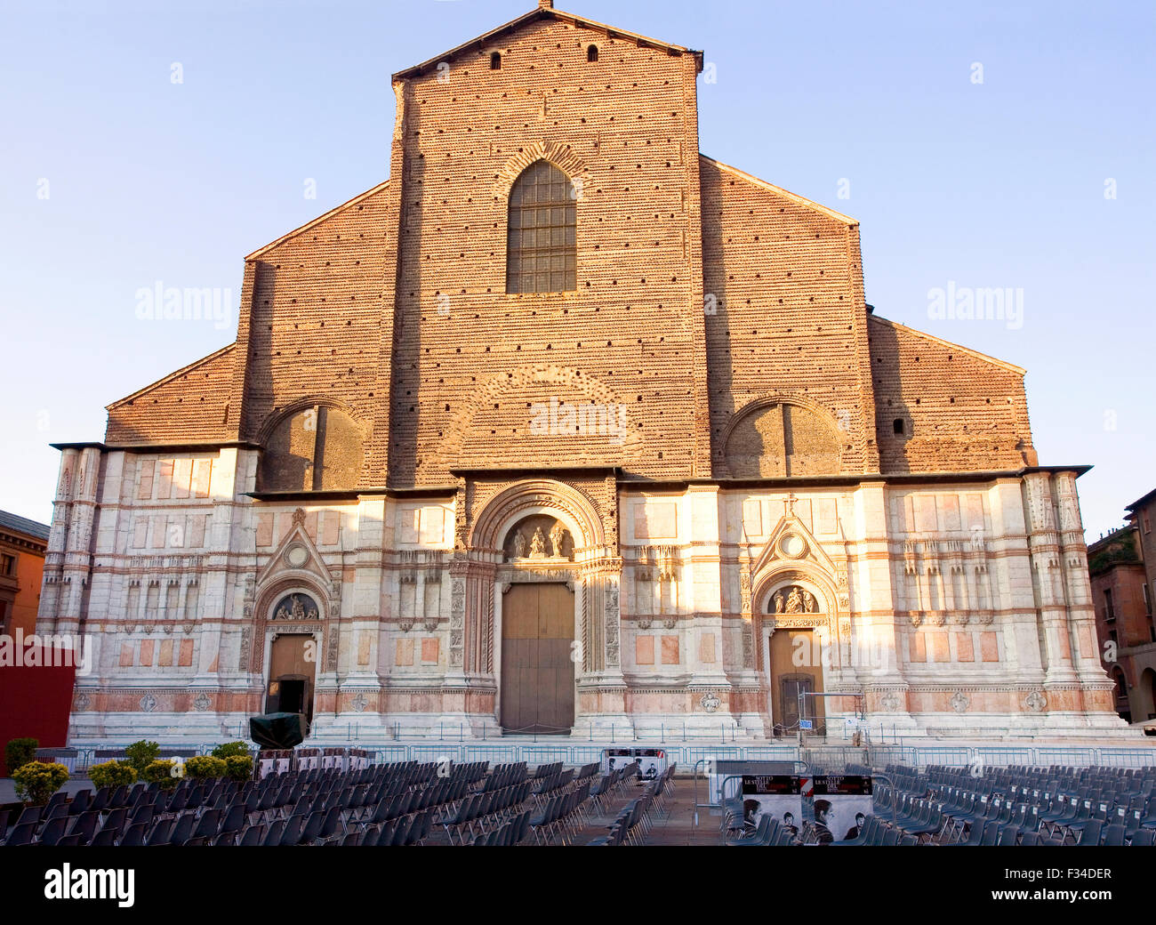 La Basilica di San Petronio è la chiesa principale di Bologna, Emilia Romagna, Italia settentrionale Foto Stock