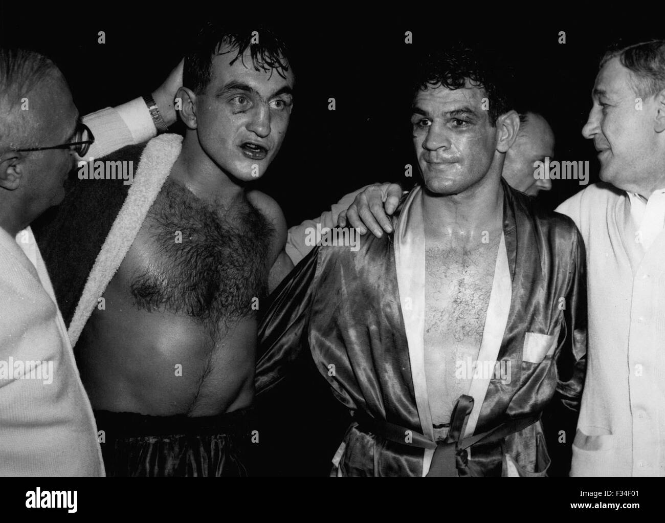 Boxer Charles Humez, a sinistra. Il 26 dicembre 1966. © Keystone Pictures USA/ZUMAPRESS.com/Alamy Live News Foto Stock