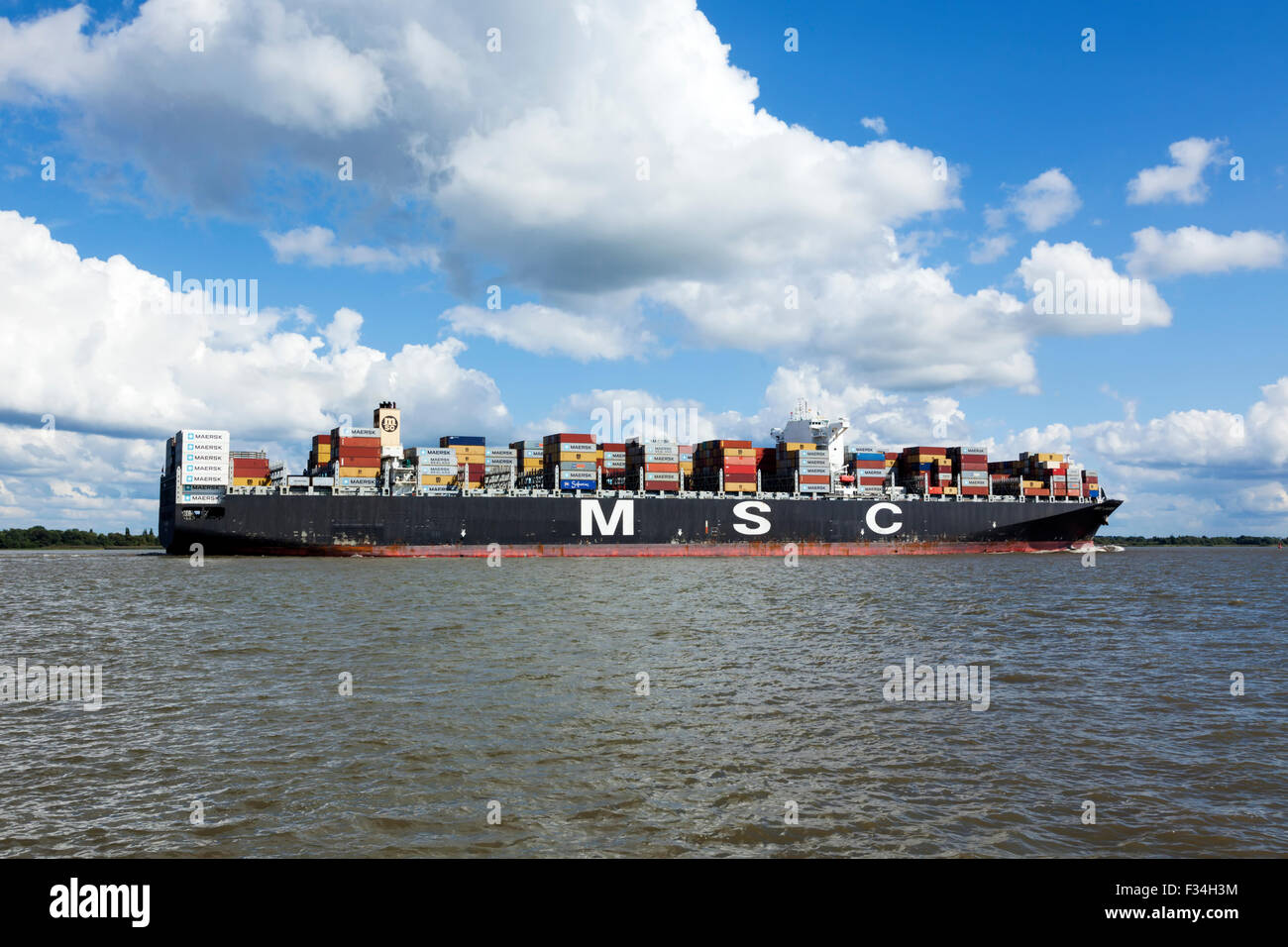 Contenitore nave MSC Lauren sul fiume Elba voce al porto di Amburgo Foto Stock