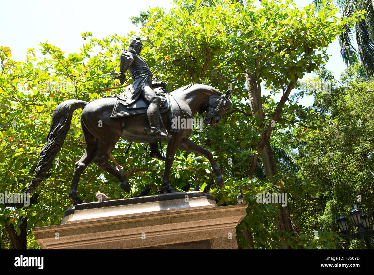 CARTAGENA - Settembre 13th: Statua di simon bolivar su settembre 13th, 2015 a Cartagena, Colombia. Cartagena è la quinta lar Foto Stock