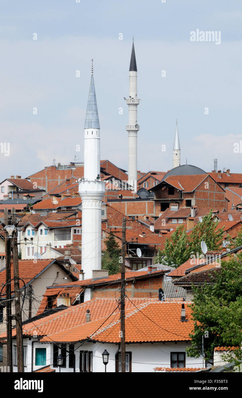 I minareti e tetti. Prizren, in Kosovo. 06Sep15 Foto Stock