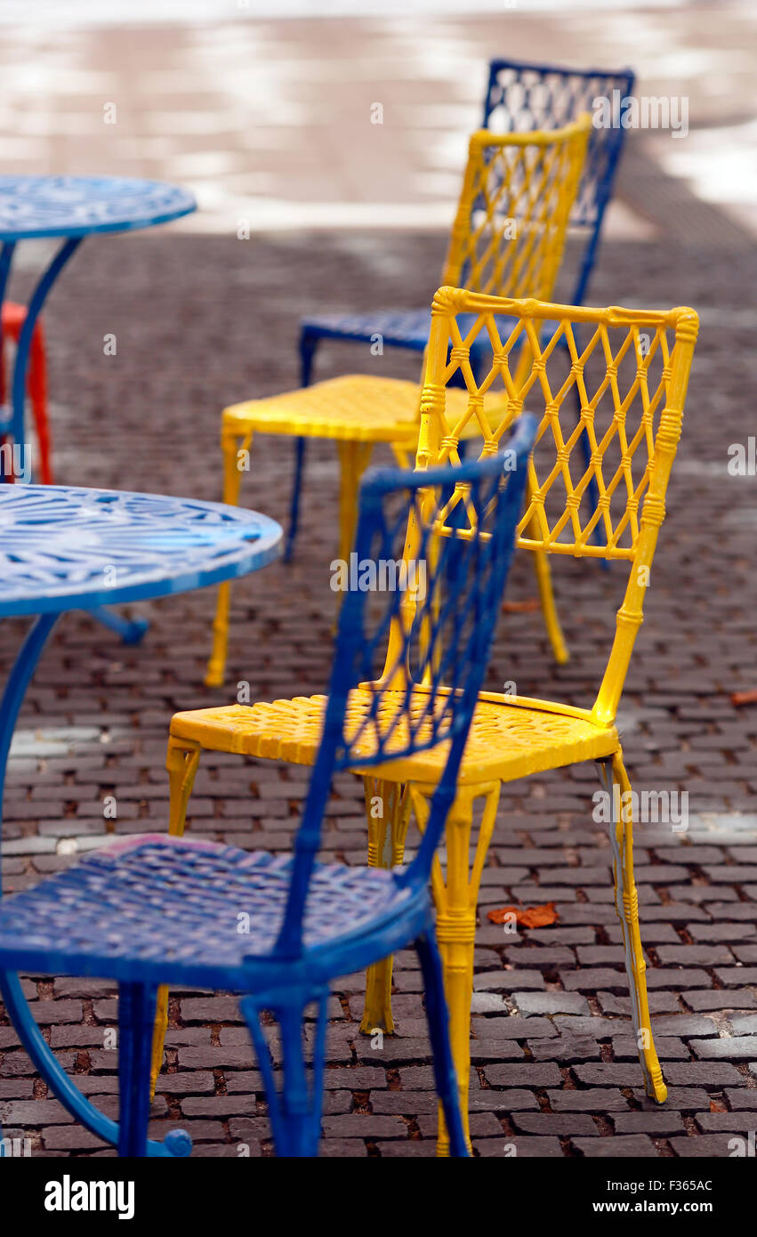 Dipinto di tavolo e sedie Foto Stock