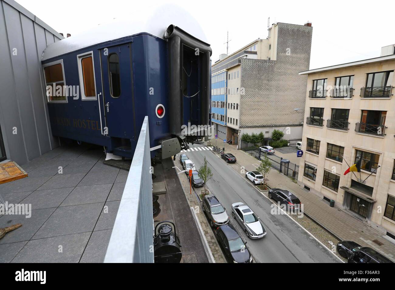(150930) -- Bruxelles, Sett. 30, 2015 (Xinhua) -- Foto scattata il 7 settembre 23, 2015 mostra il treno suite sul tetto del treno Ostello vicino la stazione di Schaerbeek in Bruxelles, capitale del Belgio. (Xinhua/Gong Bing) Foto Stock
