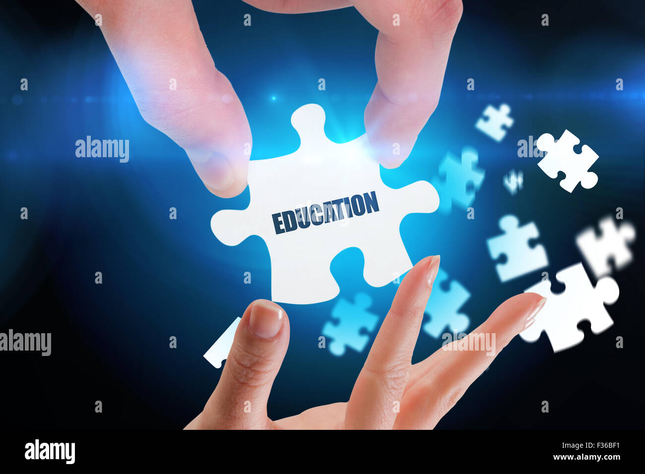 Educazione contro sfondo blu con vignette Foto Stock