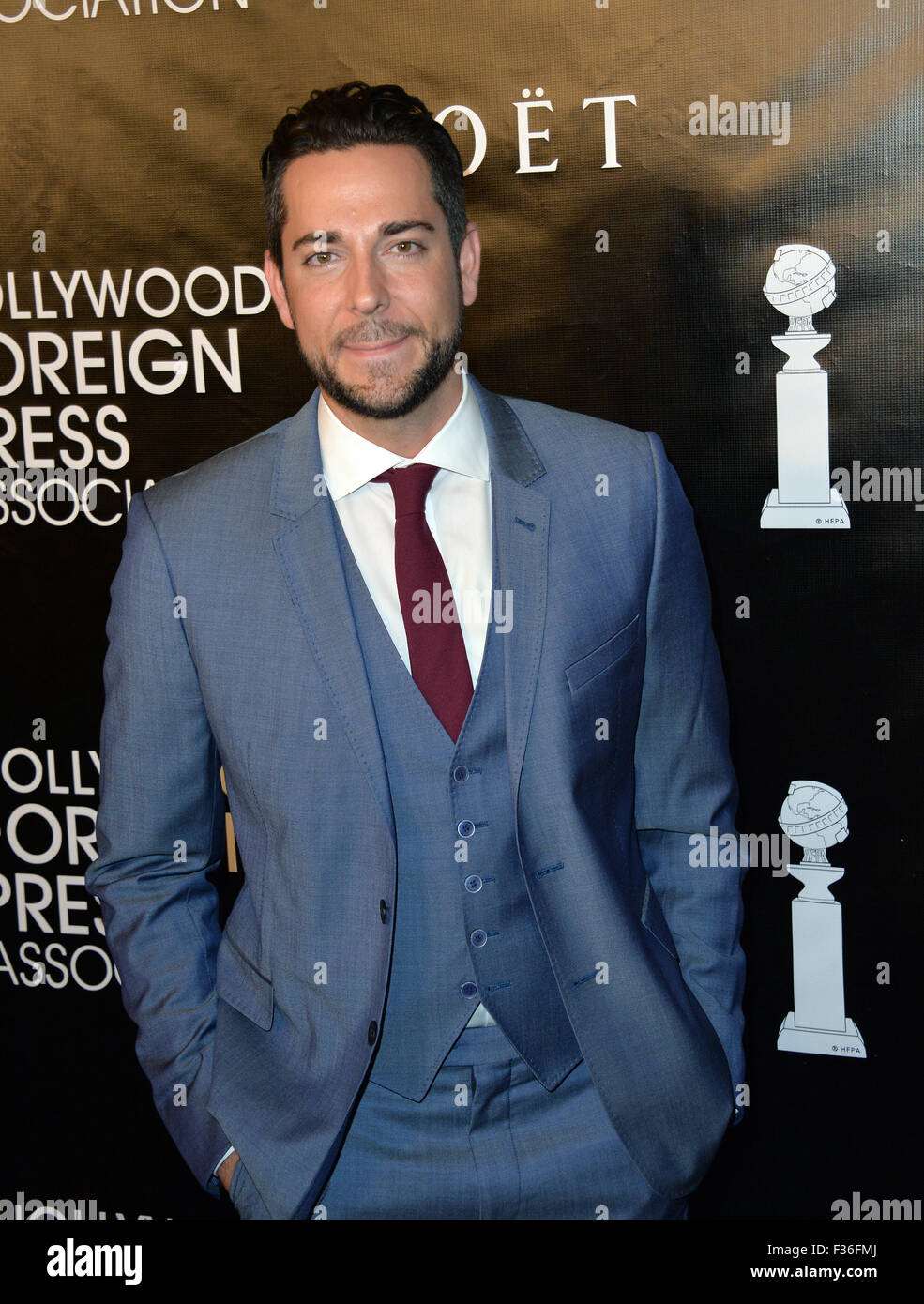 LOS ANGELES, CA - Agosto 13, 2015: Zachary Levi a Hollywood Foreign Press Association le sue sovvenzioni banchetto presso il Beverly Wilshire Hotel. Foto Stock