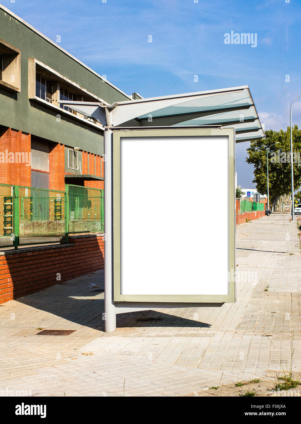 Tabellone vuoto sul Bus Stop, vuota per la pubblicità o graphic design Foto Stock