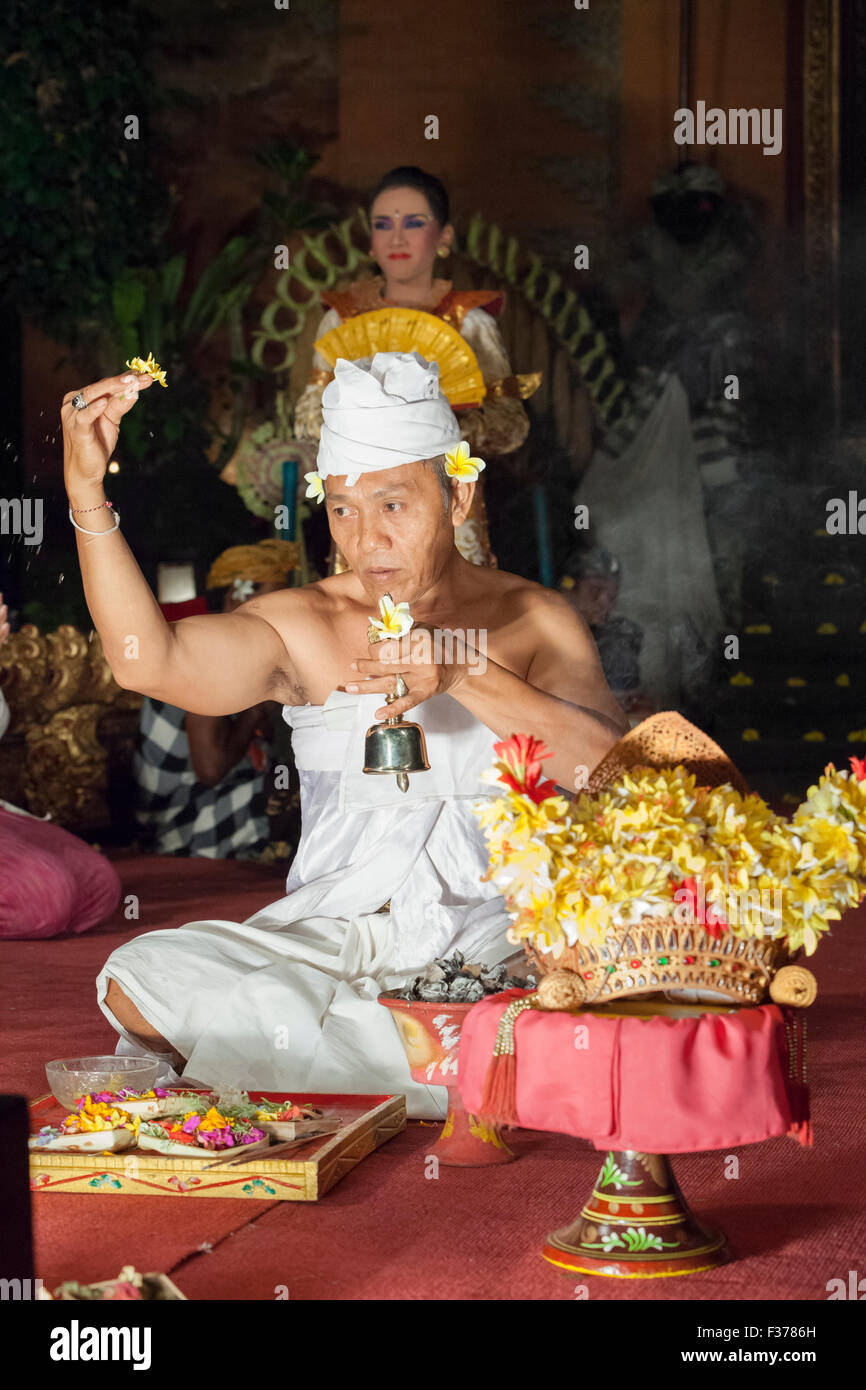 Legong trance e paradise dance, Ubud palace, Bali, Indonesia Foto Stock