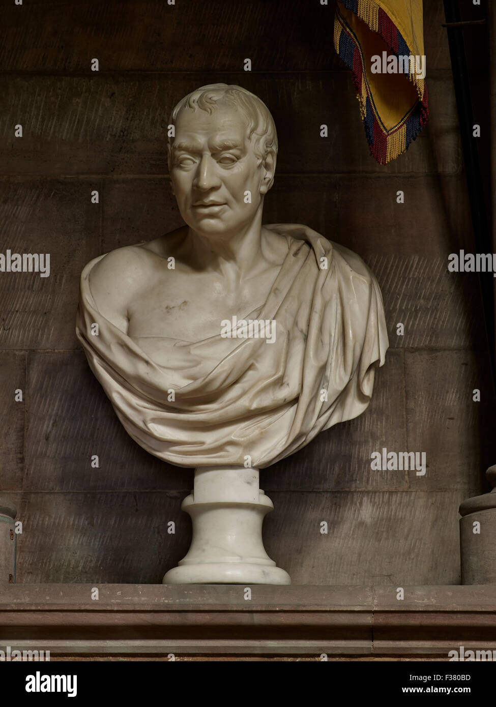 Lichfield Cathedral, busto del dottor Johnson Foto Stock