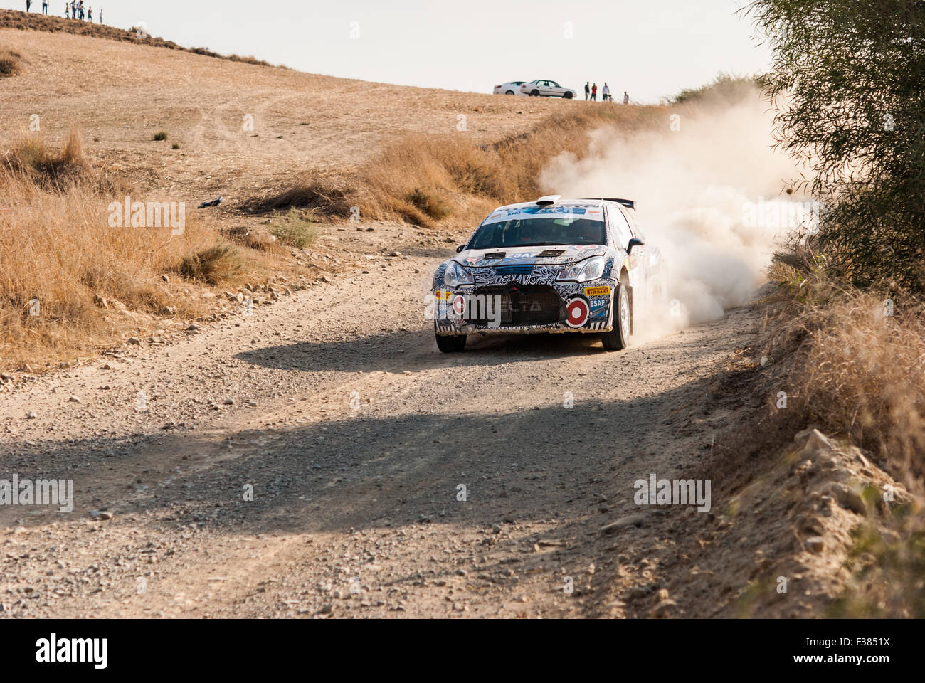 Rally Cipro 27.09.2015. Driver Robert CONSANI, co-driver Lara VANNESTE. ROBERT CONSANI TEAM. Fase finale. Tseri. Foto Stock