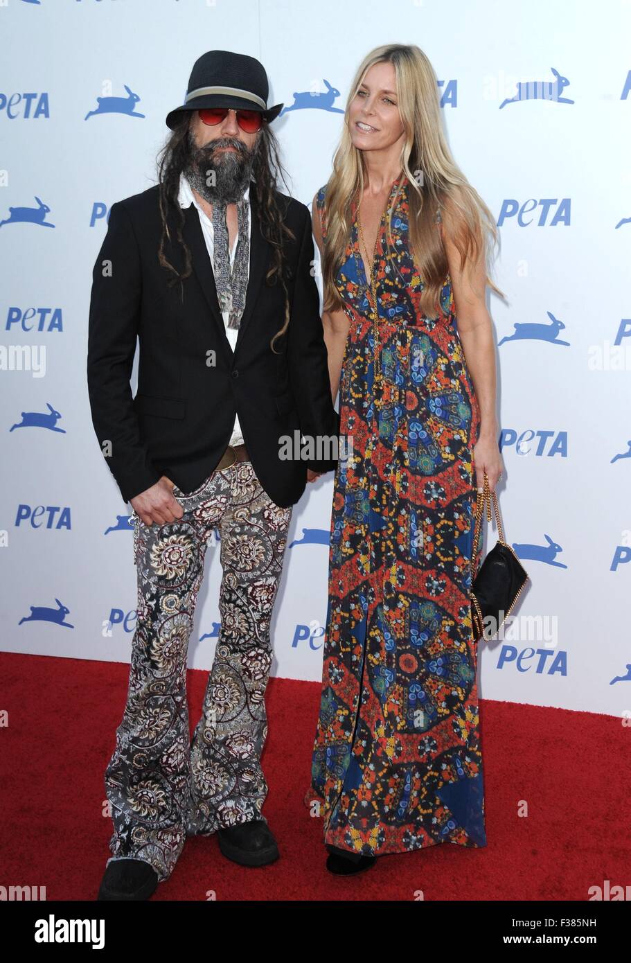 Los Angeles, California, USA. Il 30 settembre, 2015. Rob Zombie, Sheri Moon Zombie presso gli arrivi per la PETA ha il trentacinquesimo anniversario Gala, la Hollywood Palladium, Los Angeles, CA il 30 settembre 2015. Credito: Everett Collection Inc/Alamy Live News Foto Stock