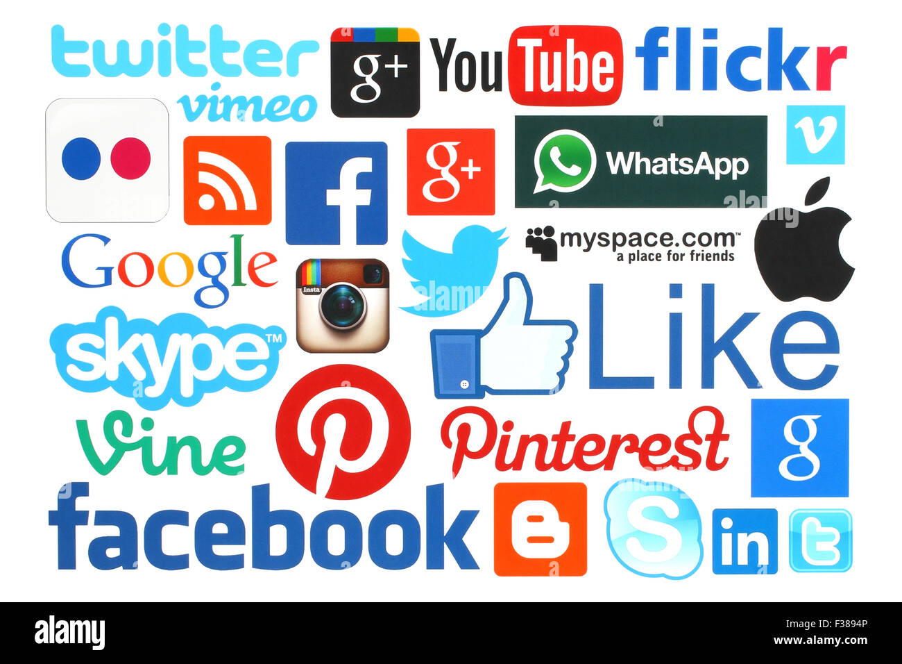 KIEV, UCRAINA - 21 marzo 2015:Raccolta del popolare social media logo stampato su carta Foto Stock