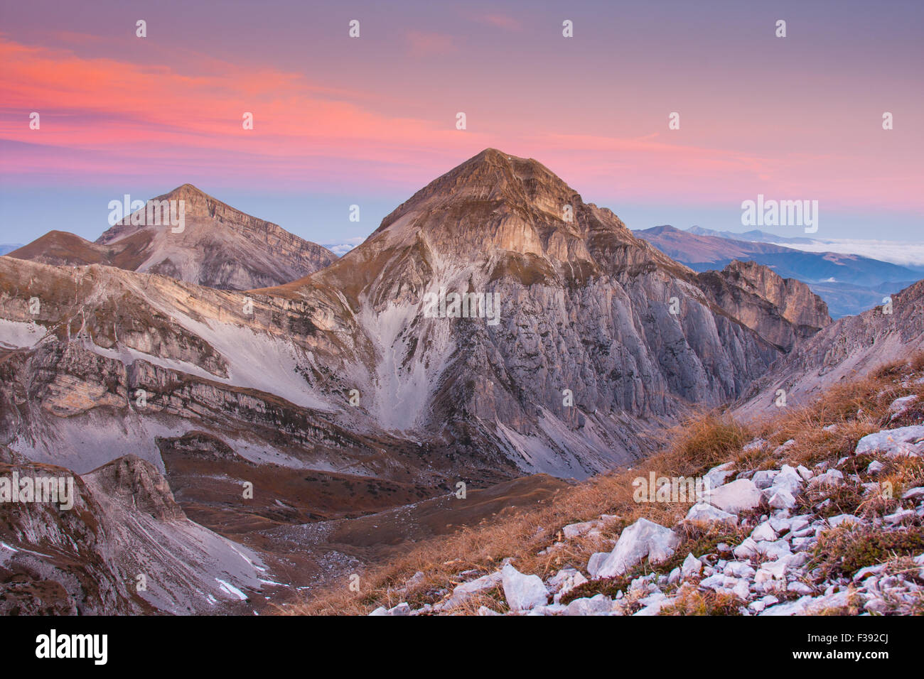 Gran Sasso And Monti Della Laga National Park Immagini E Fotografie Stock Ad Alta Risoluzione