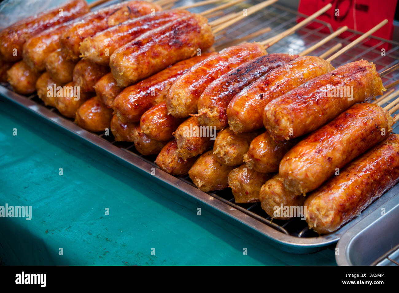 Stile Thailandese salsiccia Foto Stock