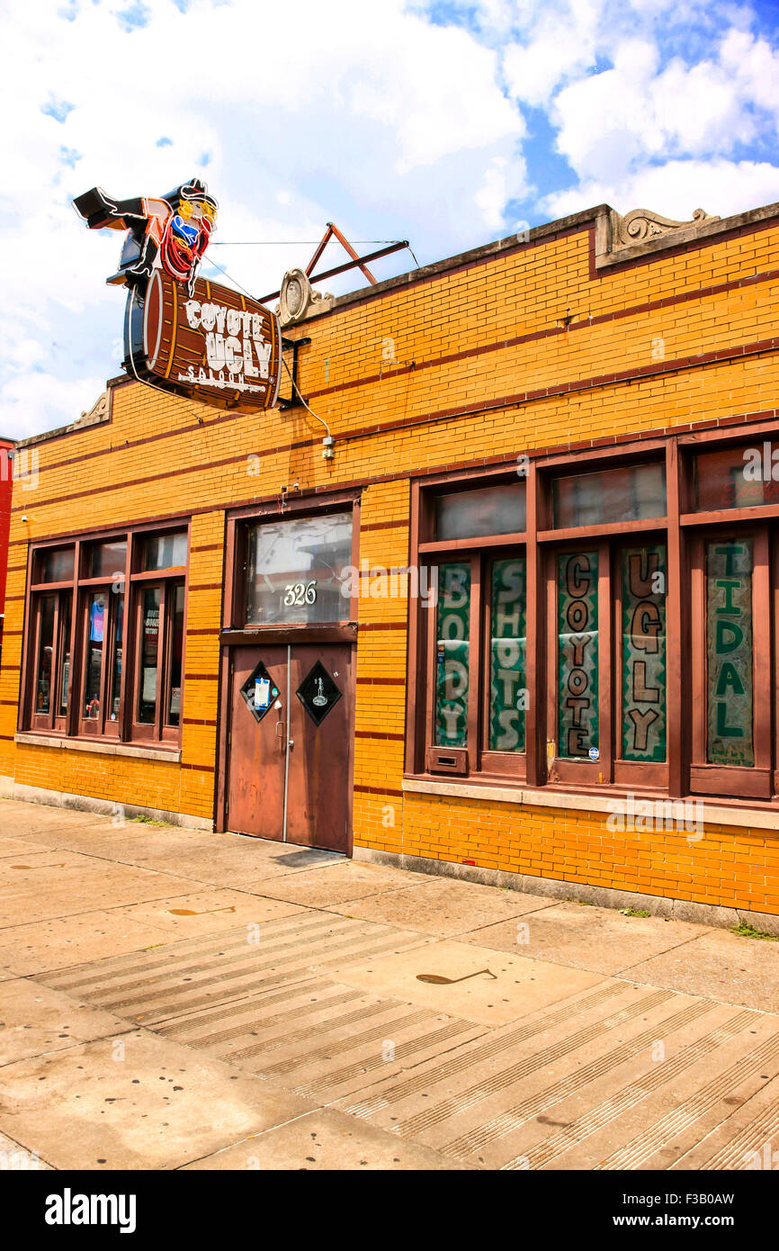 Coyote Ugly bar e nightclub in Beale Street a Memphis, Tennessee Foto Stock