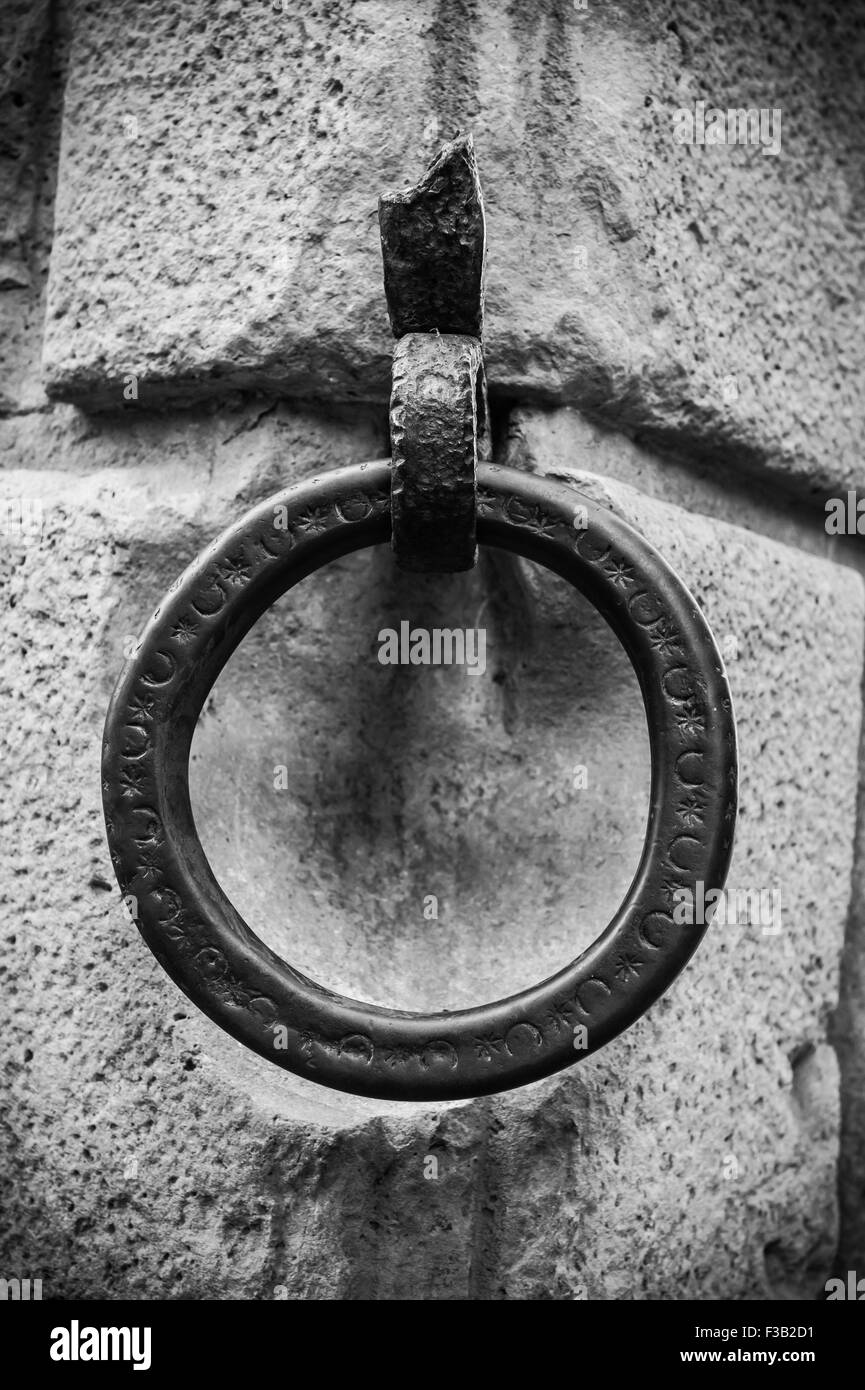 Aggancio di ferro post, Volterra, Toscana, Italia Foto Stock