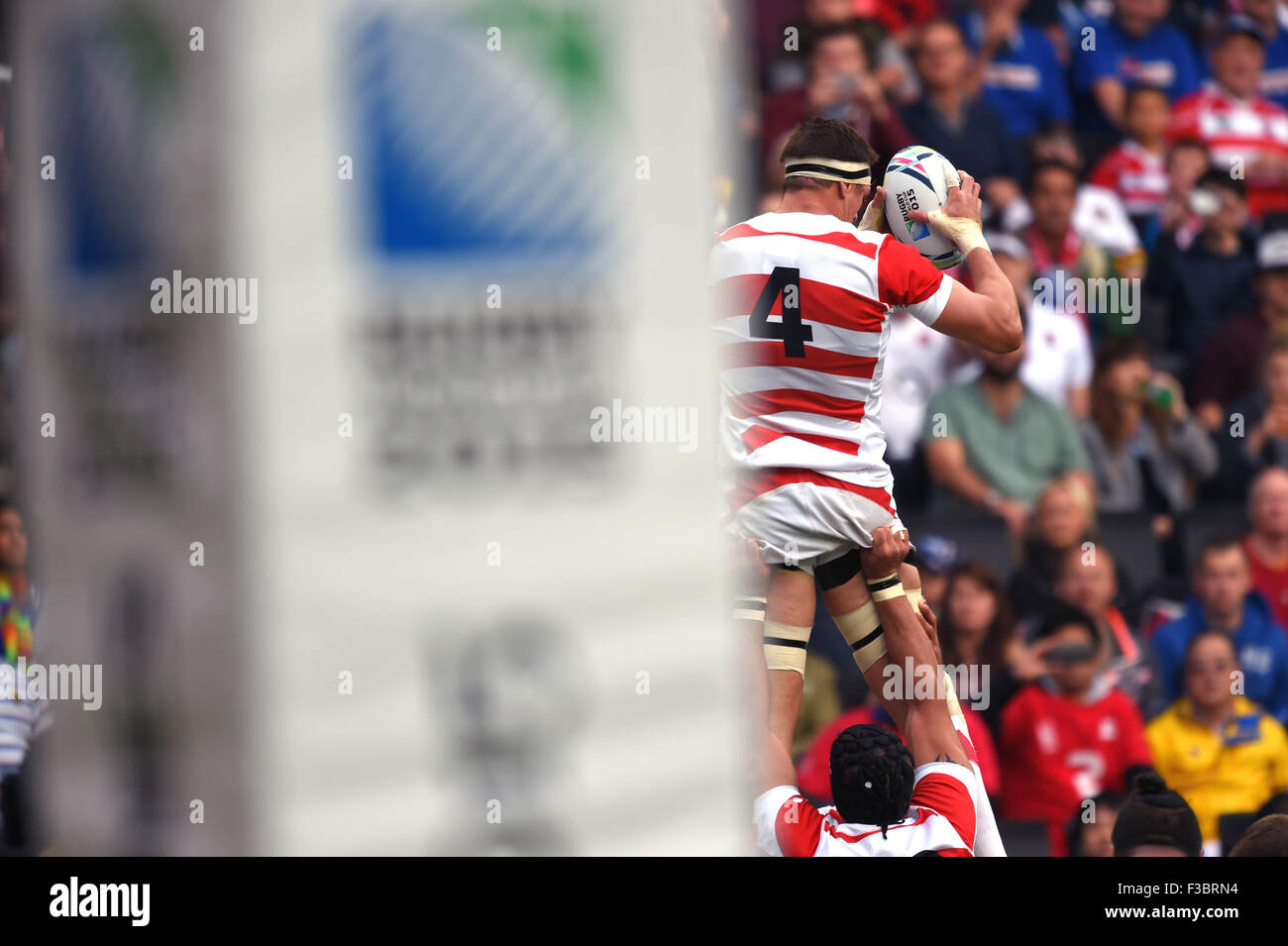 Milton Keynes, Regno Unito. 3° Ott, 2015. Luca Thompson (JPN) Rugby : 2015 Coppa del Mondo di Rugby Pool B match tra Samoa 5-26 Giappone a Stadium MK a Milton Keynes, Inghilterra . © ESTREMO ORIENTE PREMERE/AFLO/Alamy Live News Foto Stock